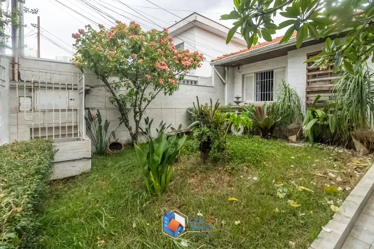 Imagem Casa de vila para venda em Chácara Inglesa com 4 quartos, sendo 1 suíte, 350m²
