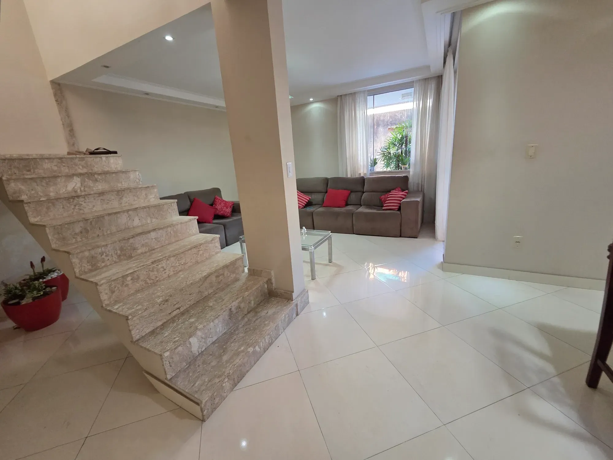 Imagem Casa com 4 Quartos à Venda, 1 m² em Luís Eduardo Magalhães - Simões Filho