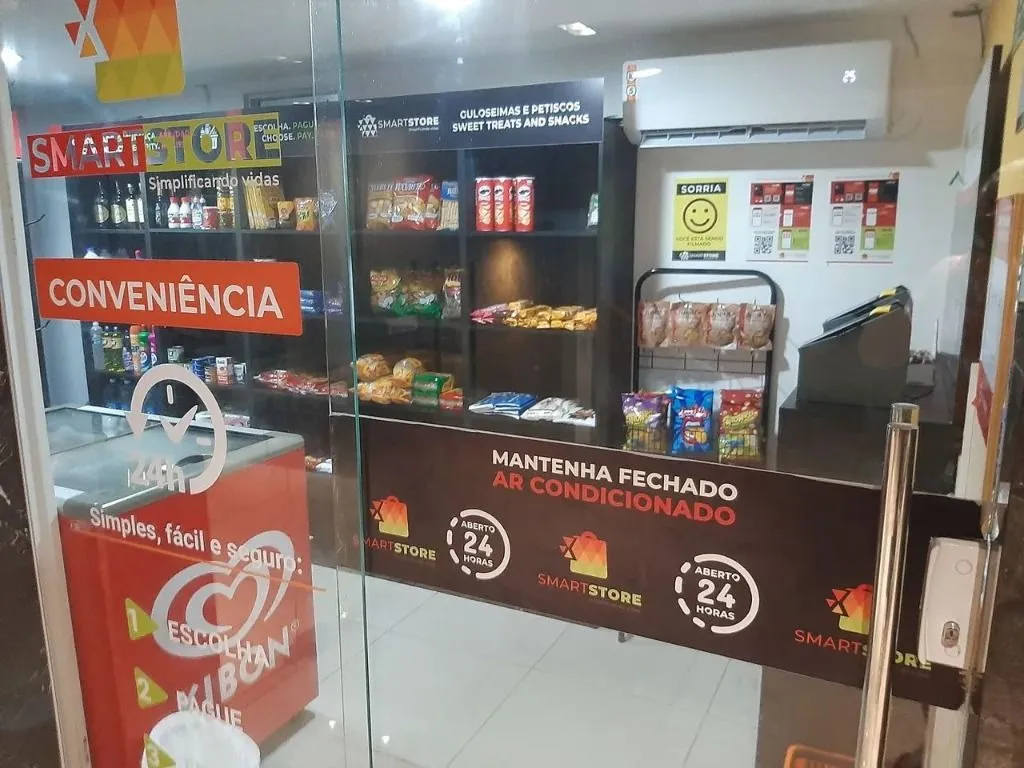 Imagem Flat mobiliado em Manaíra, vista lateral para o mar, lazer na cobertura, garagem e localização privilegiada.