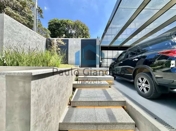 Imagem Casa Nova, mobiliada, com Elevador na Granja Viana