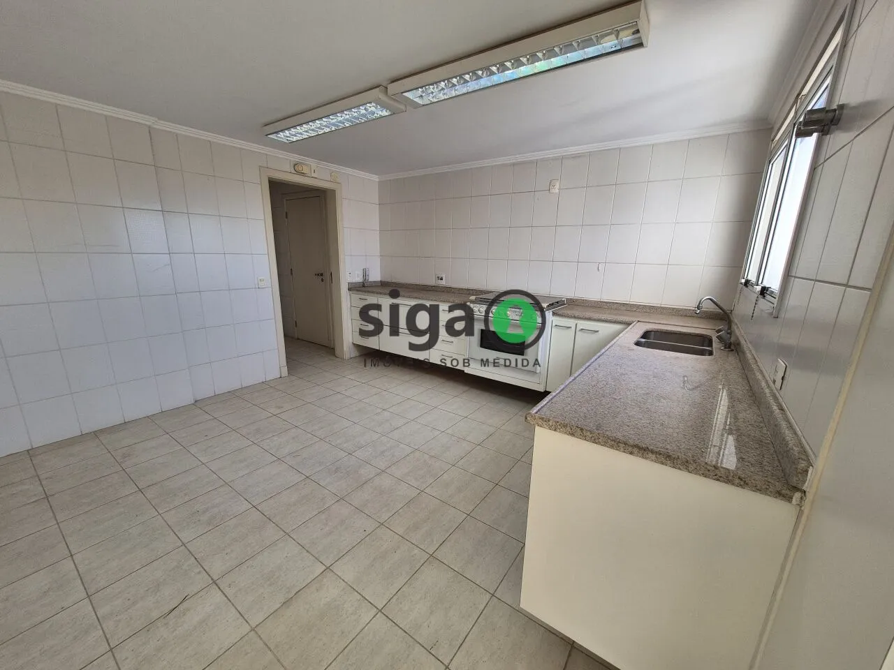 Imagem Cobertura a Venda ou locação com 4 quartos e 4 suítes na Granja Julieta SP