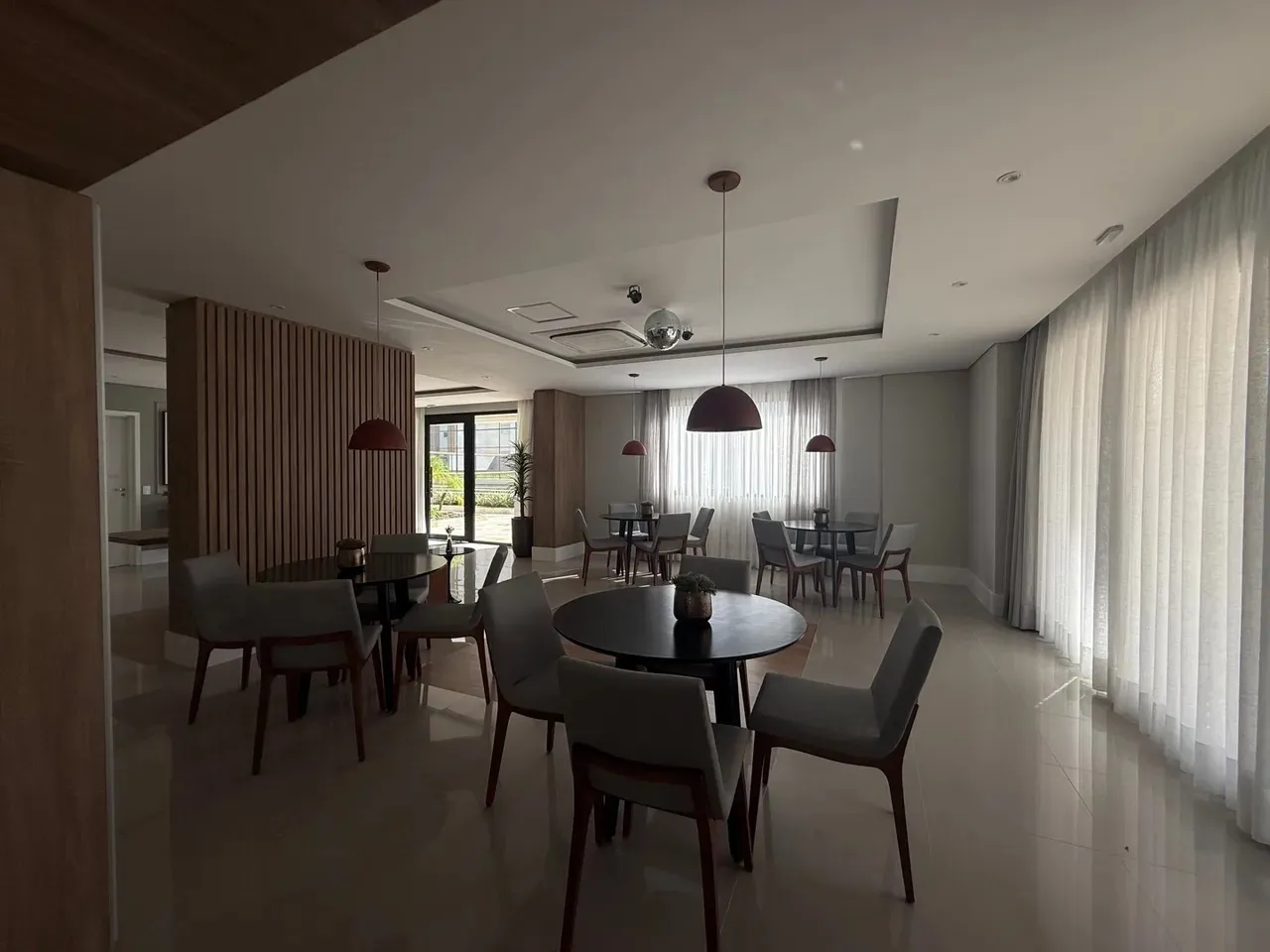 Imagem Apartamentos para locaçao com Piscina e 1 quartos, 47 m² - Mandarim Campolim Parque Campolim