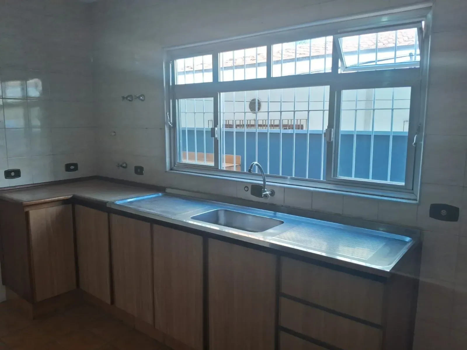 Imagem Casa com 3 Quartos para Alugar, 200 metros em Vila Osasco - Osasco