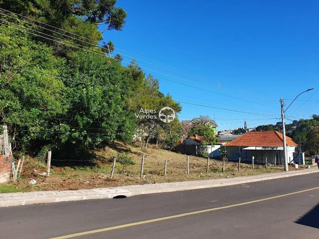 Imagem Terreno à venda, 1546 m2 por R$ 1.200.000 - Centro - Canela/RS