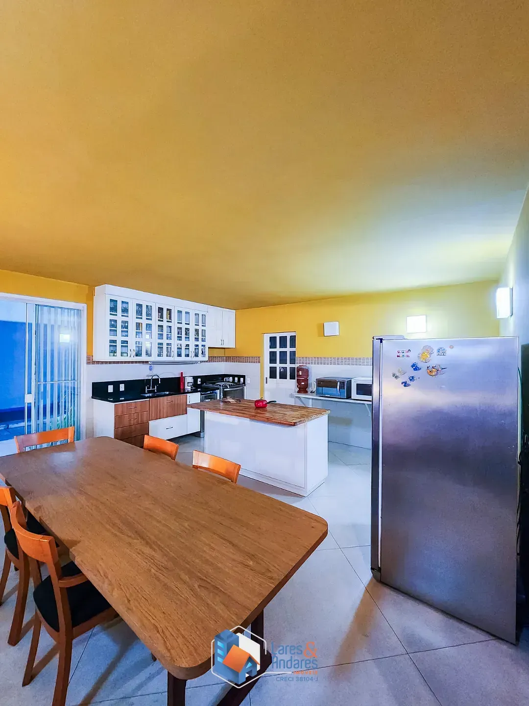 Imagem Casa para venda em Vila Cordeiro com 3 quartos, sendo 3 suítes, 255m²