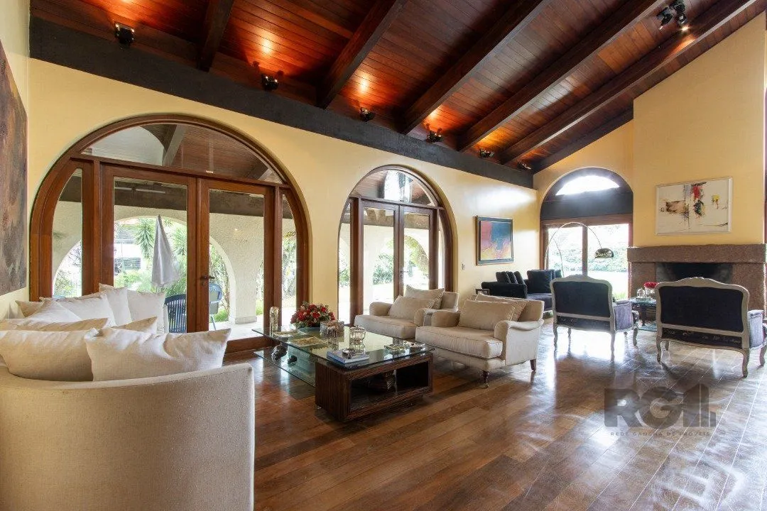 Imagem Casa para Venda - 645m², 4 dormitórios, sendo 4 suites, 11 vagas - Tristeza