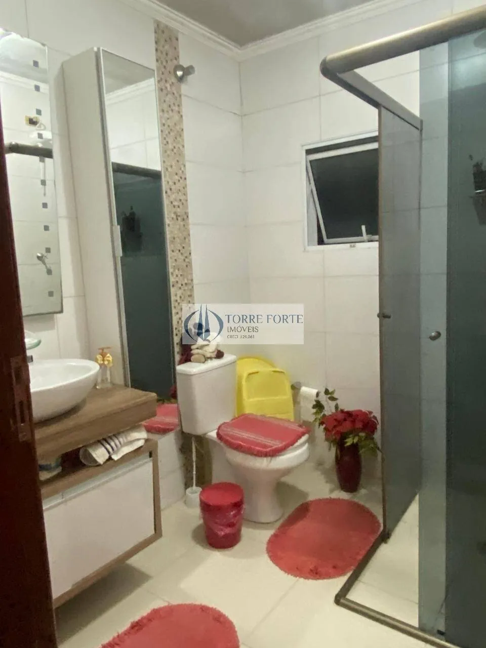 Imagem Lindo Sobrado com 3 dormitórios na Vila Carrão