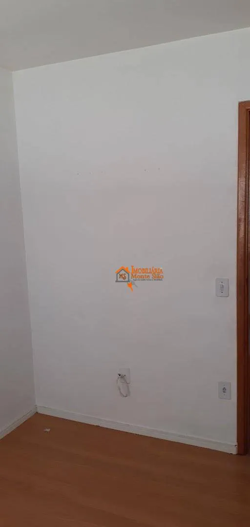 Imagem Apartamento com 2 dormitórios à venda, 47 m² por R$ 225.000,00 - Jardim Silvestre - Guarulhos/SP