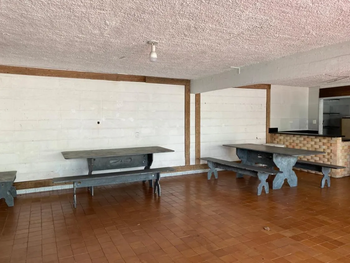 Imagem LINDA CASA A VENDA COM PISCINA FRENTE MAR NA BOCA DA BARRA