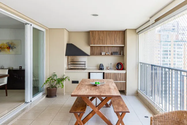 Imagem Apartamento com 4 Quartos à Venda, 223 m² em Campo Belo - São Paulo