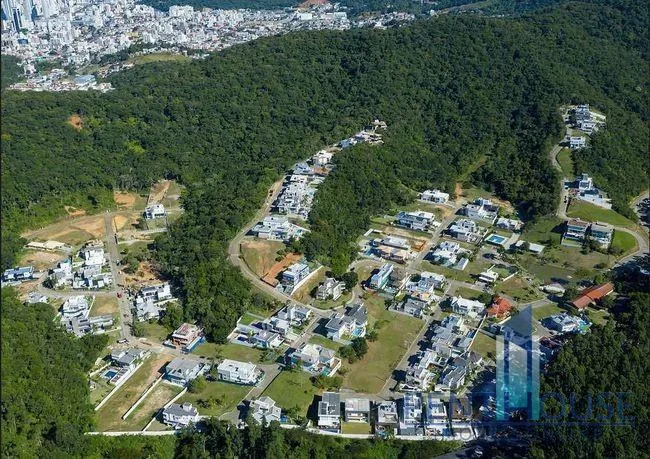 Imagem Casa em Condomínio para Venda em Balneário Camboriú, ARIRIBÁ, 4 dormitórios, 4 suítes, 5 banheiros, 4 vagas