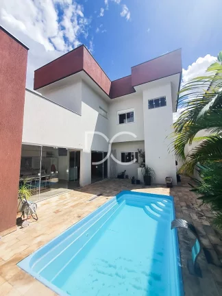 Ibiti Royal Park - Venda Sobrado | AT 250 m² | AC 230 m² | 3 Dormitórios | 3 Suítes | 4 Banheiros | 4 Vagas