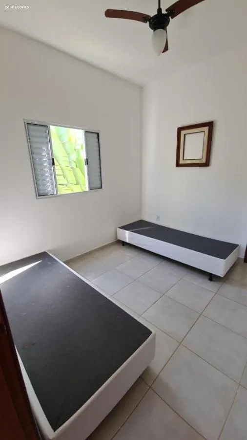 Imagem Sobrado para Venda em São Sebastião, Boiçucanga, 3 dormitórios, 3 suítes, 4 banheiros, 2 vagas
