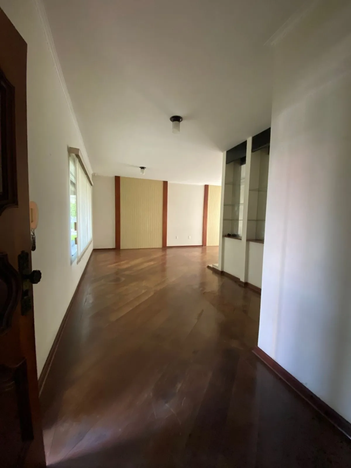 Imagem Prédio Comercial para alugar em Parque Campolim de 384.60m² com 6 Garagens