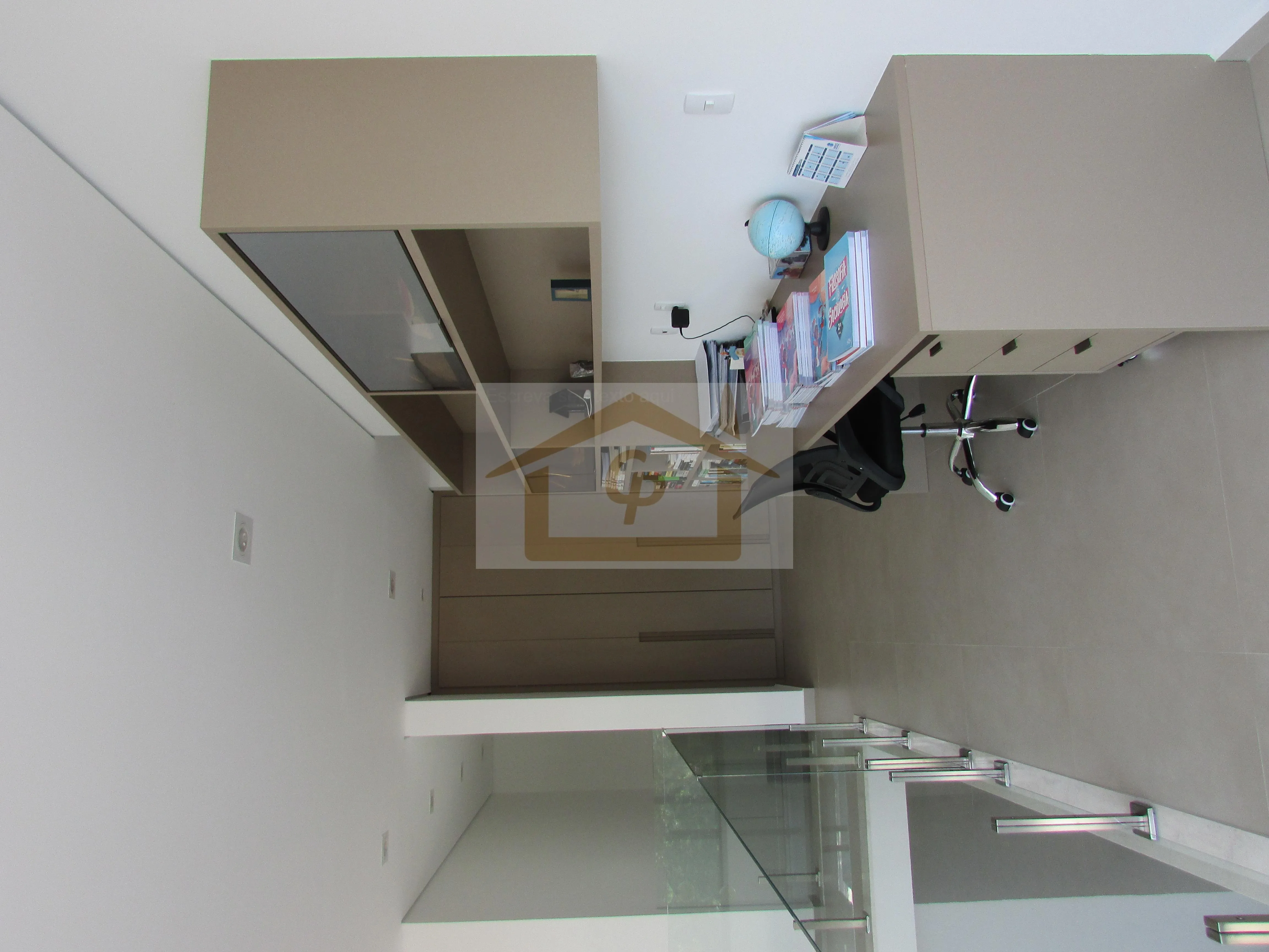 Imagem Casa Moderna e Clean - 4 dormitórios, 2 suítes, ampla e arejada * Granja Viana