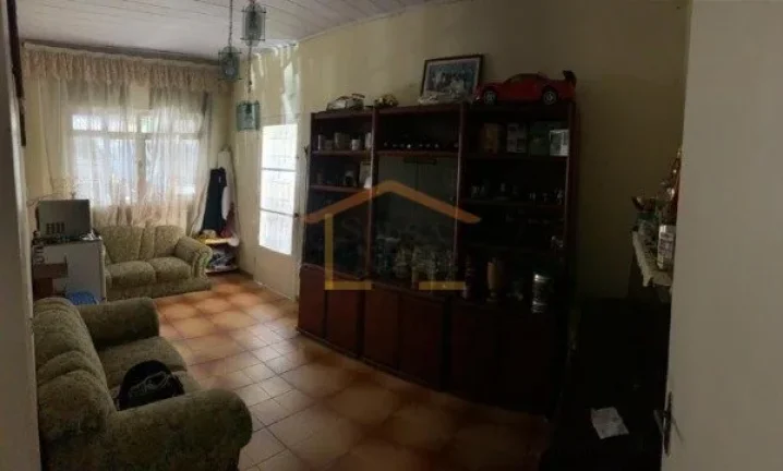 Imagem Casa com 300m² de área construída, 3 dormitórios amplos e arejados, sala para 2 ambientes, 3 ban...