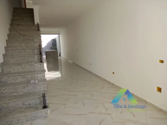 Foto do imóvel Lindo e novo sobrado com 125 m² em 3 dormitórios, 1 suíte e 2 vagas.