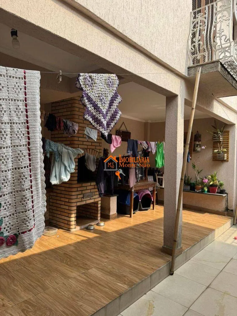 Imagem Casa com 3 dormitórios à venda, 270 m² por R$ 720.000,00 - Jardim Jovaia - Guarulhos/SP