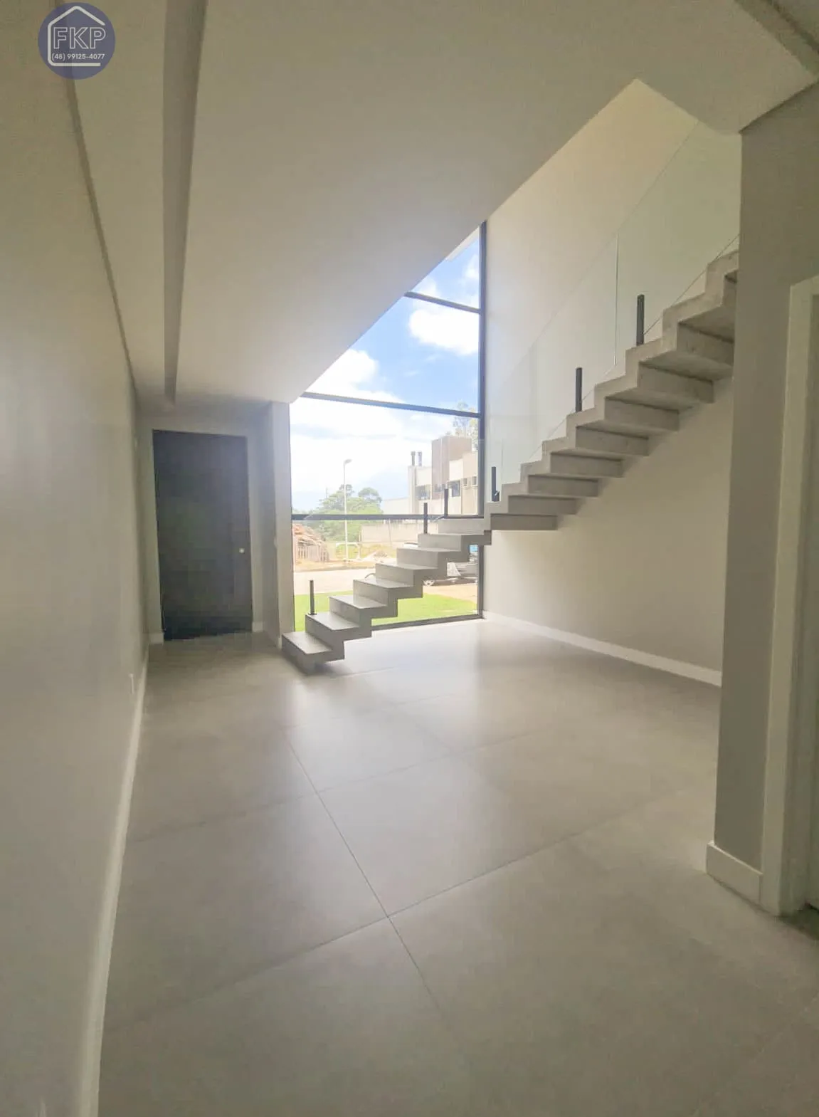Imagem Casa Alto Padrão 4 suítes!