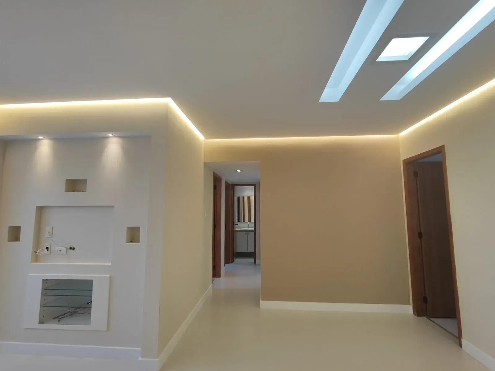 Foto do imóvel: Apartamento com 3 Quartos para Alugar, 84 m² em Avenida Professor Manoel Ribeiro, nº 1361. Stiep, Salvador - BA