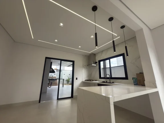 Imagem Casa com Automação e Design Elegante, Pronta para Morar!