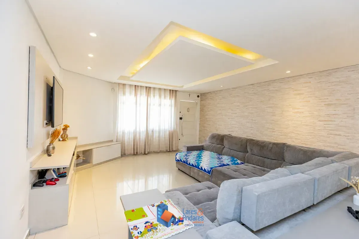 Imagem Casa para venda em Vila Gumercindo com 3 quartos, sendo 3 suítes, 165m²