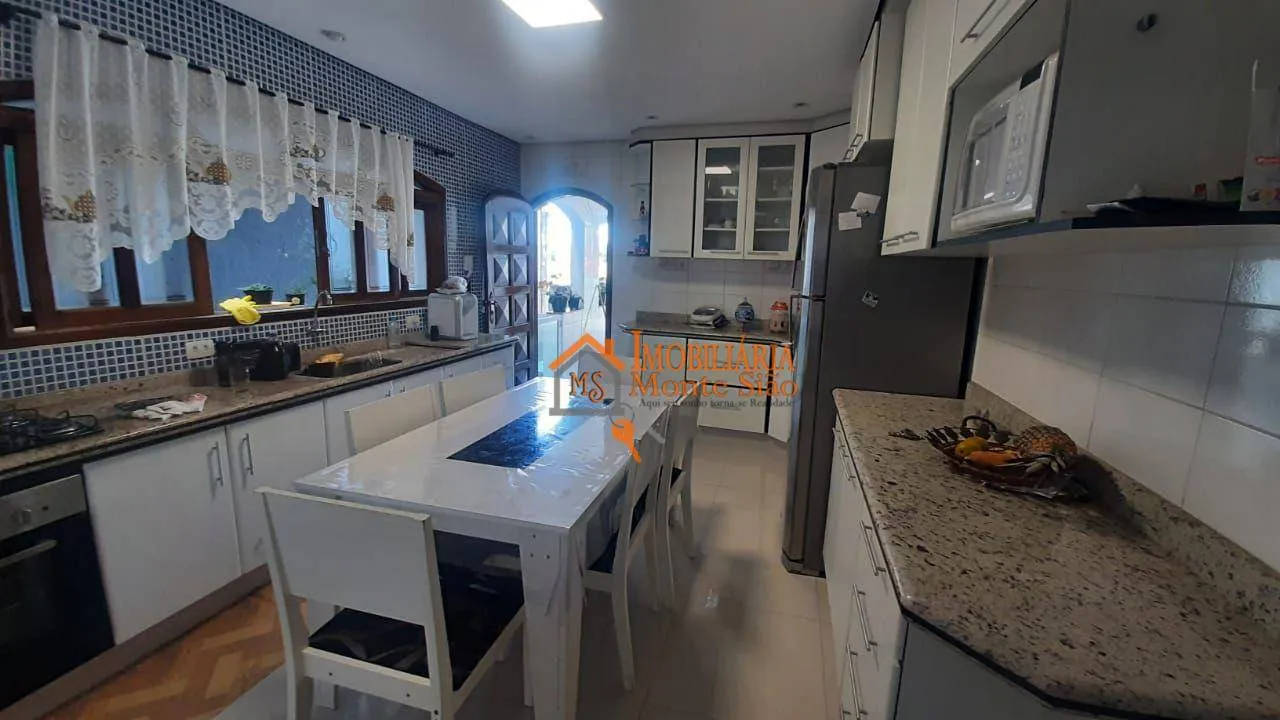 Imagem Sobrado com 3 dormitórios à venda, 150 m² por R$ 699.999,99 - Jardim Adriana - Guarulhos/SP