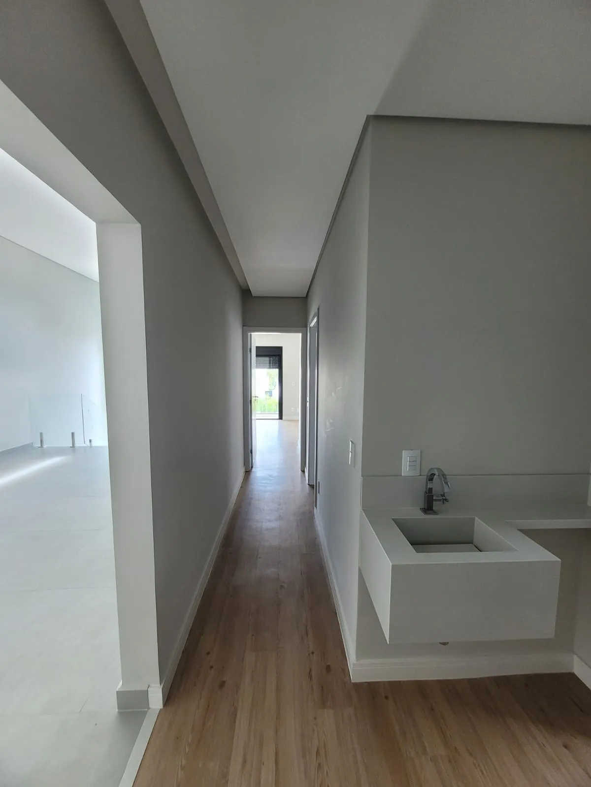 Imagem Condomínio Residencial Sunlake SPA - Casa Assobradada com 3 Suítes e Escritório