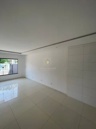 Imagem Sobrado em Guaratuba localizado no Balneário Eliane em rua asfaltada!!!