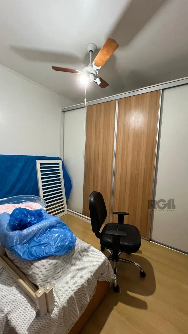 Imagem Apartamentos com 5 quartos, 2 suítes, 4 vagas de garagem, no bairro Santana, Porto Alegre/RS