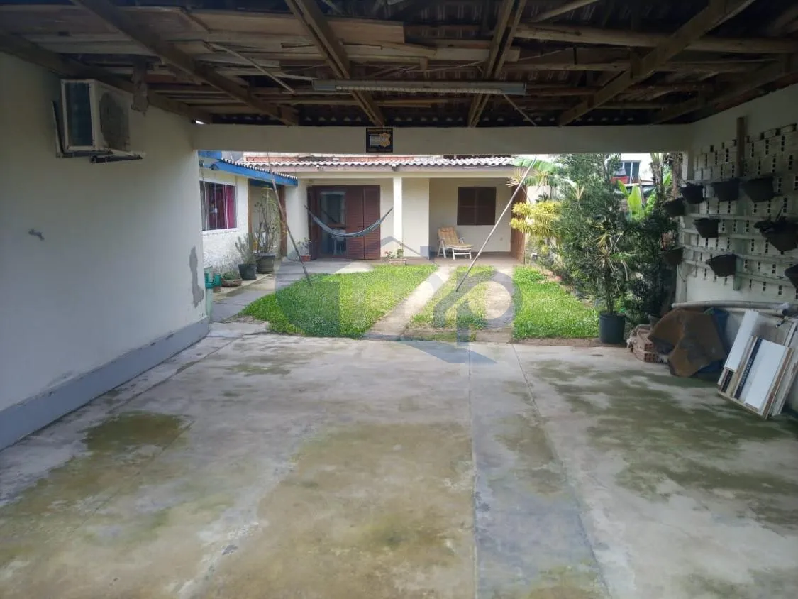Imagem Casa á venda com 3 dormitórios na Itapeva em Torres/RS