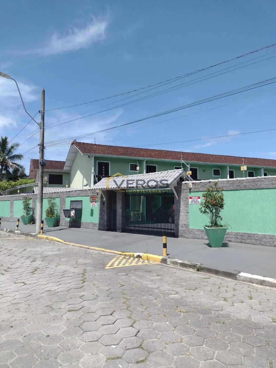 Imagem Casa em Condomínio a venda com 2 suítes na Martim de Sá Caraguatatuba