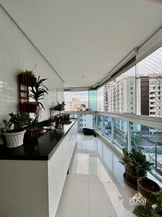 Imagem Espetacular apartamento à venda na Praia de Itapoã: Luxo, espaço e conforto. Lazer completo!