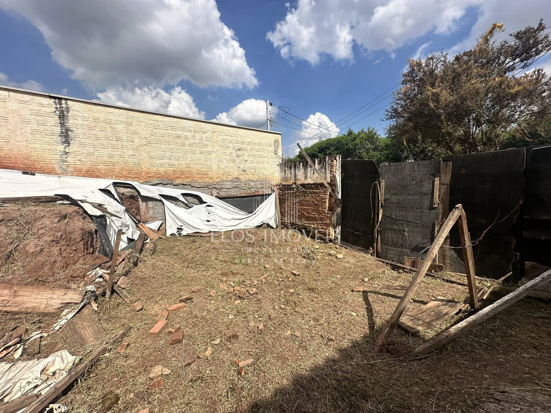 Imagem Lote/Terreno de 225m² no bairro Vila Teixeira Marques, em Limeira