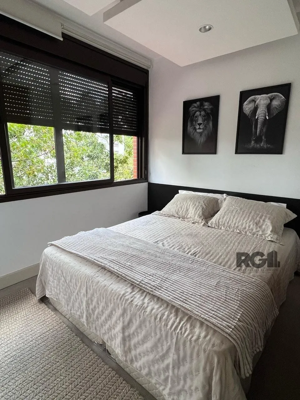 Imagem Excelente apartamento inteiramente decorado e mobiliado, com ótimo acabamento em localização privilegiada.