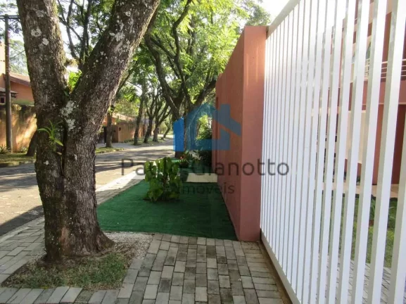 Imagem Casa à venda - Nova, moderna, 4 suítes e 7 vagas cobertas!
