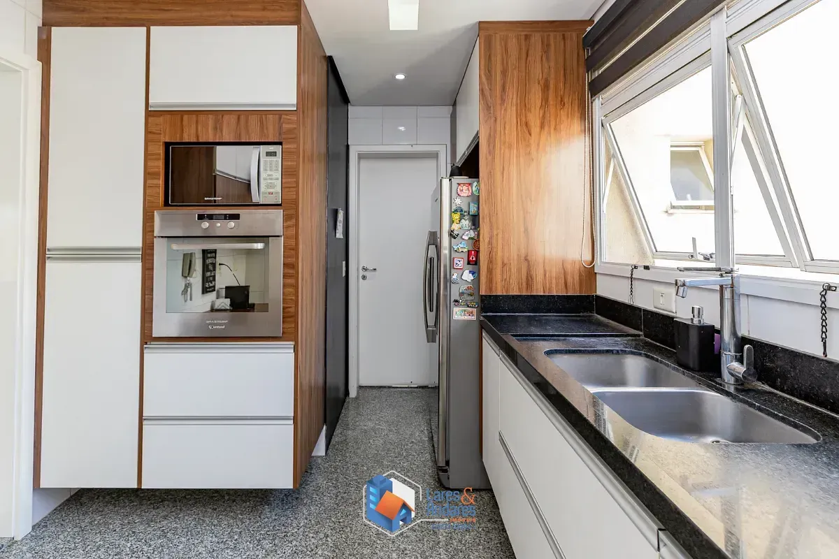 Imagem Duplex para venda em Vila Suzana com 3 quartos, sendo 3 suítes, 287m²