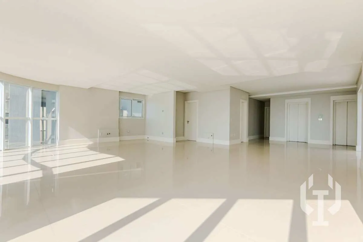 Imagem Apartamento à venda em Balneário Camboriú, Barra Sul, com 4 quartos, 237m2