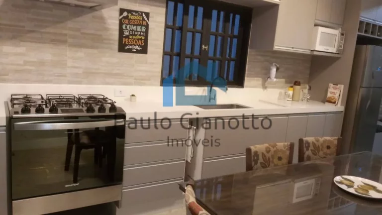 Imagem Sobrado à Venda no Condomínio Villa D´este em Cotia