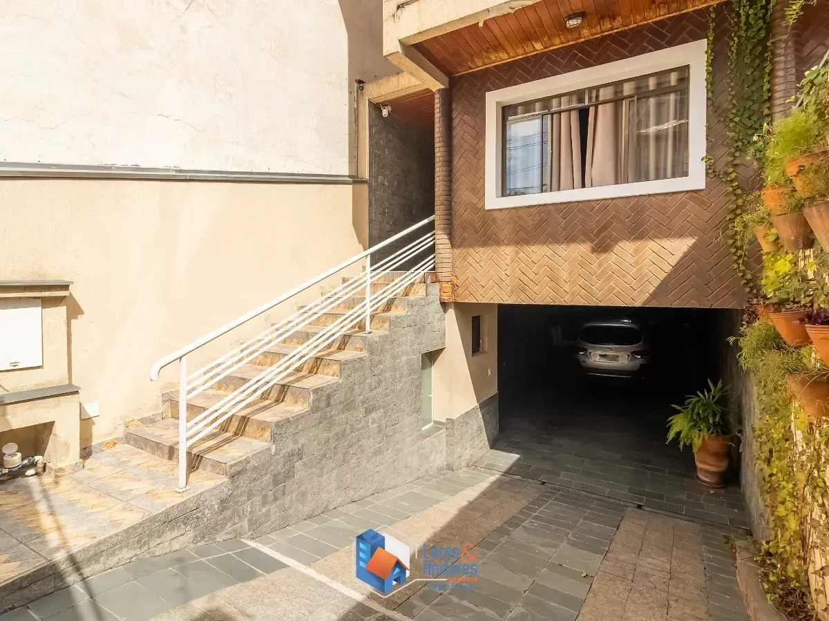 Imagem Sobrado para venda em Moinho Velho com 4 quartos, 206m²