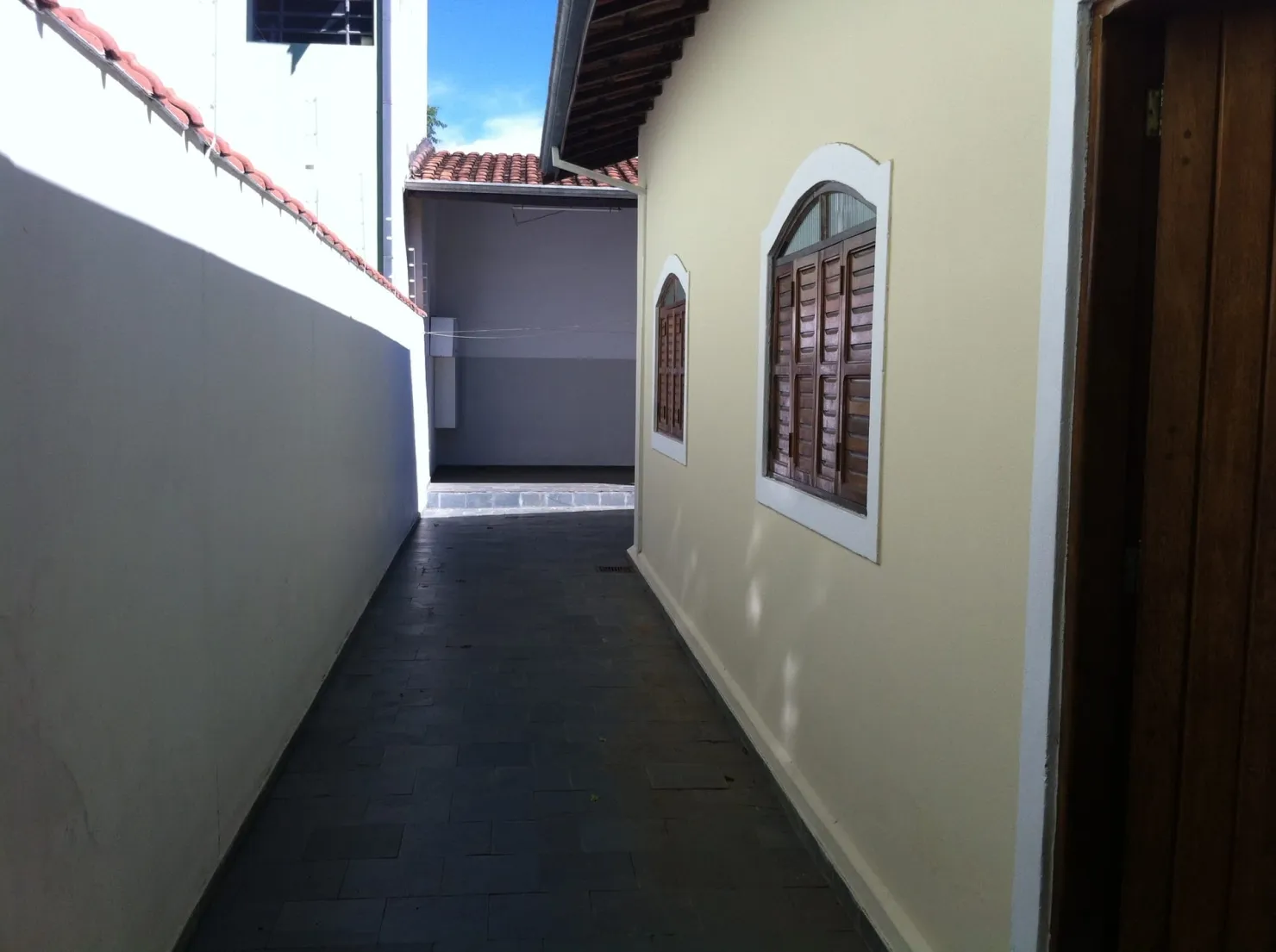 Imagem Casa à venda 3 Quartos, 1 Suite, 3 Vagas, 300M², Vila Rica, Pindamonhangaba - SP