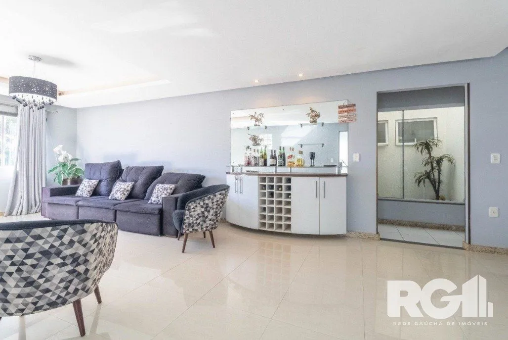 Imagem Casa térrea com 3 dormitórios, suíte e espaço gourmet.