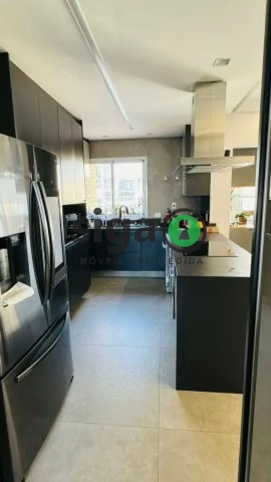 Imagem Cobertura Duplex com 291m², com 4 suites, 4 vagas no Panamby