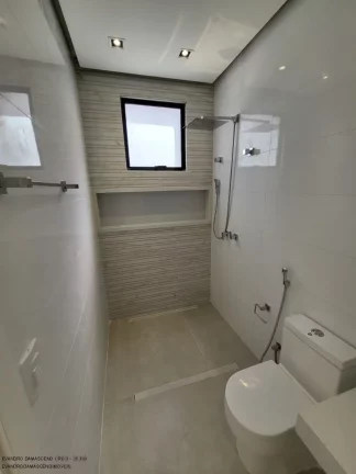 Imagem Casa de alto padrão em condomínio à venda em Camaçari-BA, 4 quartos, 4 suítes, 3 salas, 1 banheiro, 4 vagas, 267m².