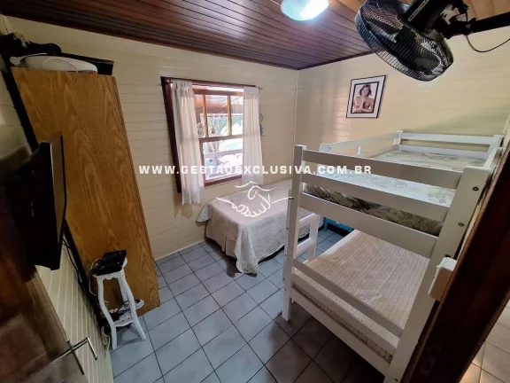 Imagem CHÁCARA 4 DORM CONDOMINIO FECHADO 2 MIL M² PISCINA CAMPO POMAR AREA GOURMET