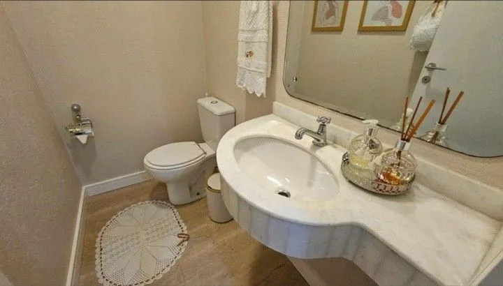 Imagem Apartamento com 2 suítes totalmente mobiliado a 150m da beira mar