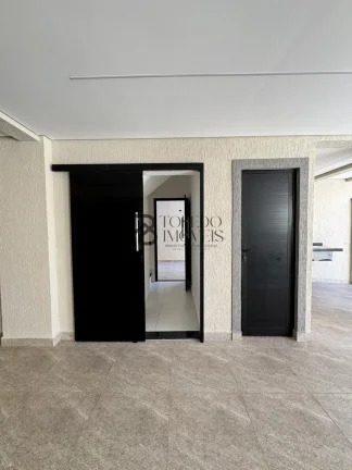 Imagem Casa Triplex de 2 dormitórios com suítes no bairro Tupi - Praia Grande