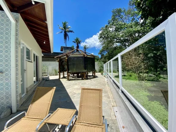 Imagem Casa em Condomínio para Venda em Ubatuba / SP no bairro Horto Florestal