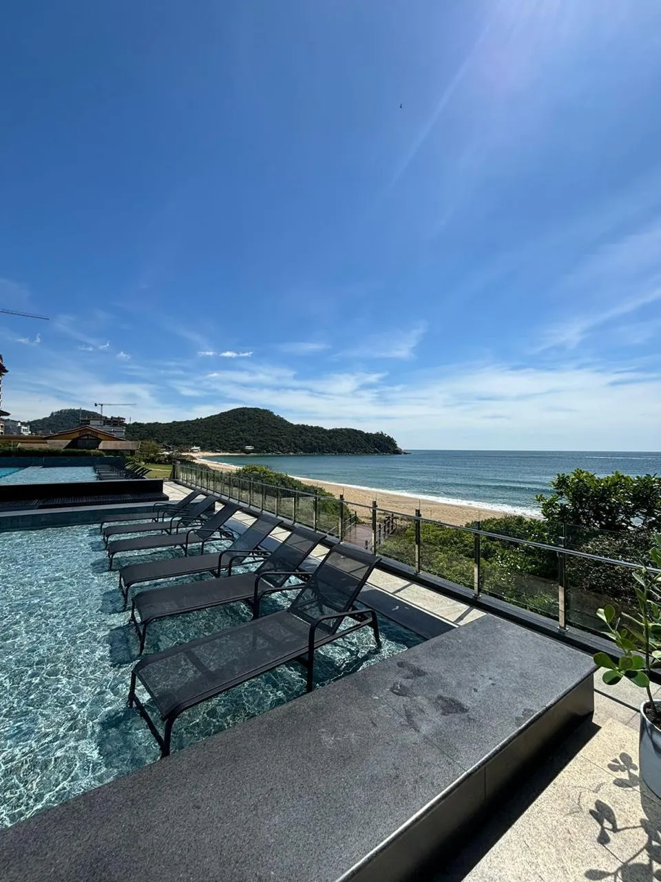 Imagem Apartamento com vista para o mar à venda com 50.8m2 por R$ 280.000,00