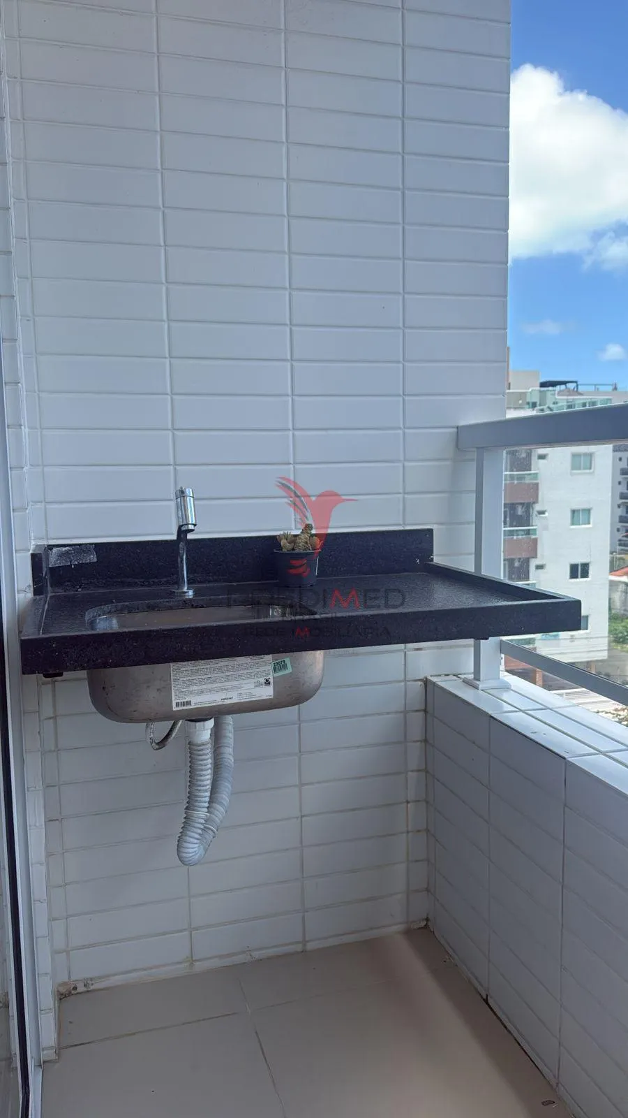 Imagem Apartamento com 2 Quartos , varanda gourmet, Nascente , em Intermares, a 200m da praia